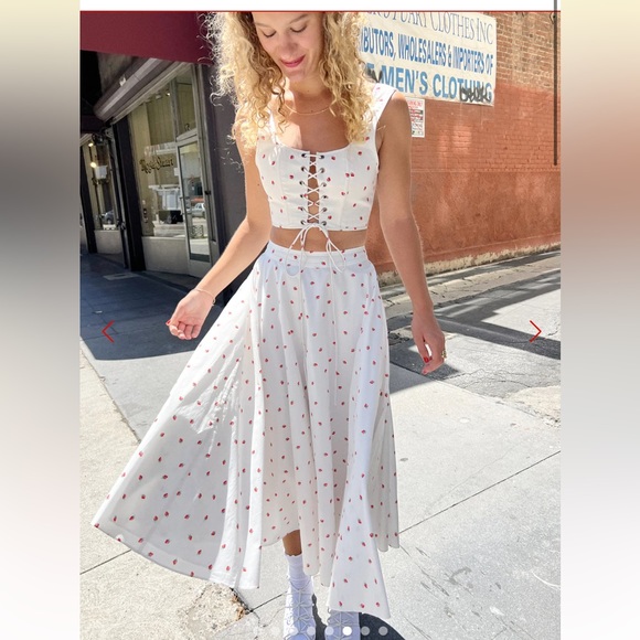 Lisa Says Gah Sangria Skirt - Picture 3 of 14